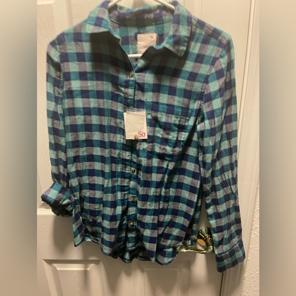 SO flannel - women’s size small - never worn